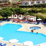 Üdülőközpont Bay 3*