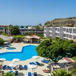 Üdülőközpont Bay Lárdosz