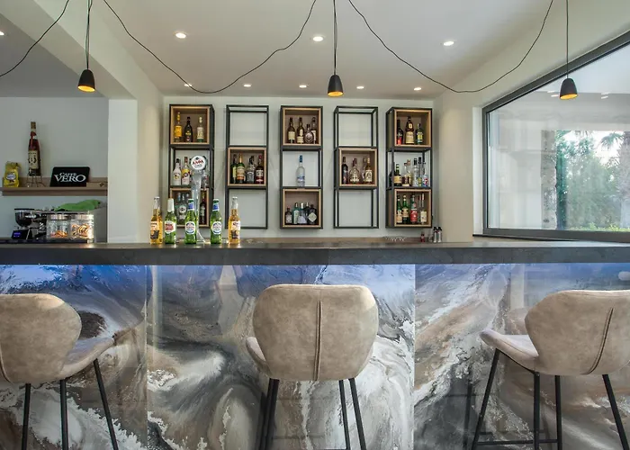 Bay منتجع لاردوس