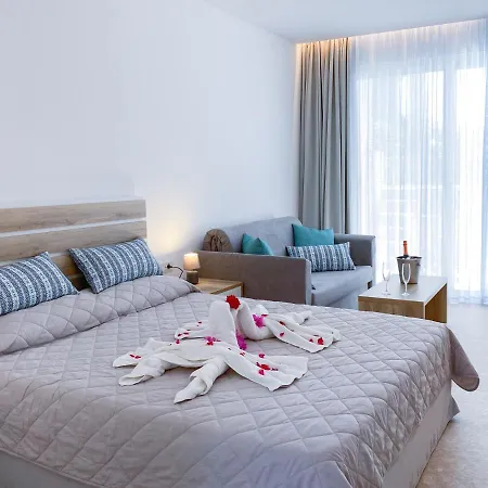 Bay Resort 3*