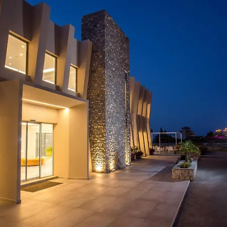 Bay Resort Lardos