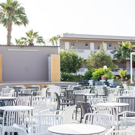 Resort Bay