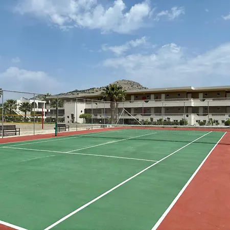 Bay Resort Lardos